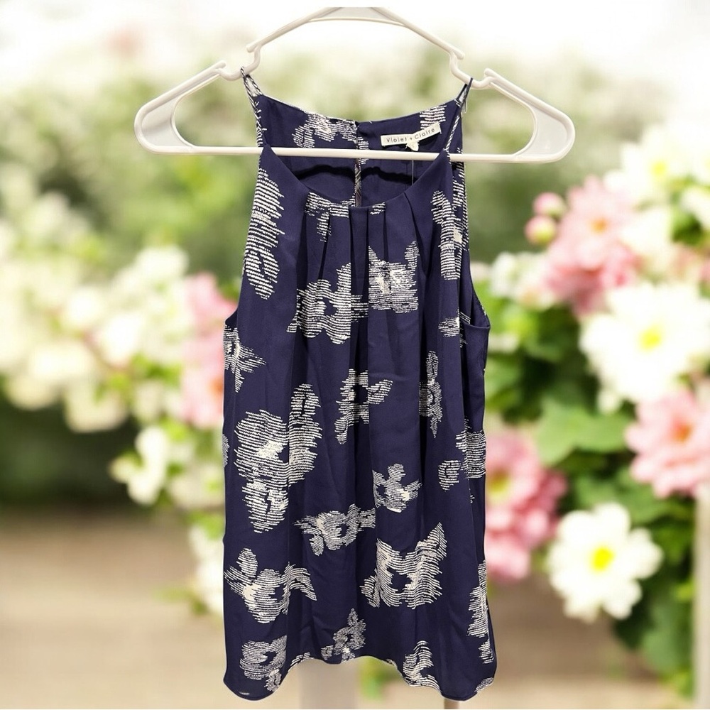 Violet & Claire Blue Sleeveless Blouse W/ Abstract White Floral Print Size S NWT